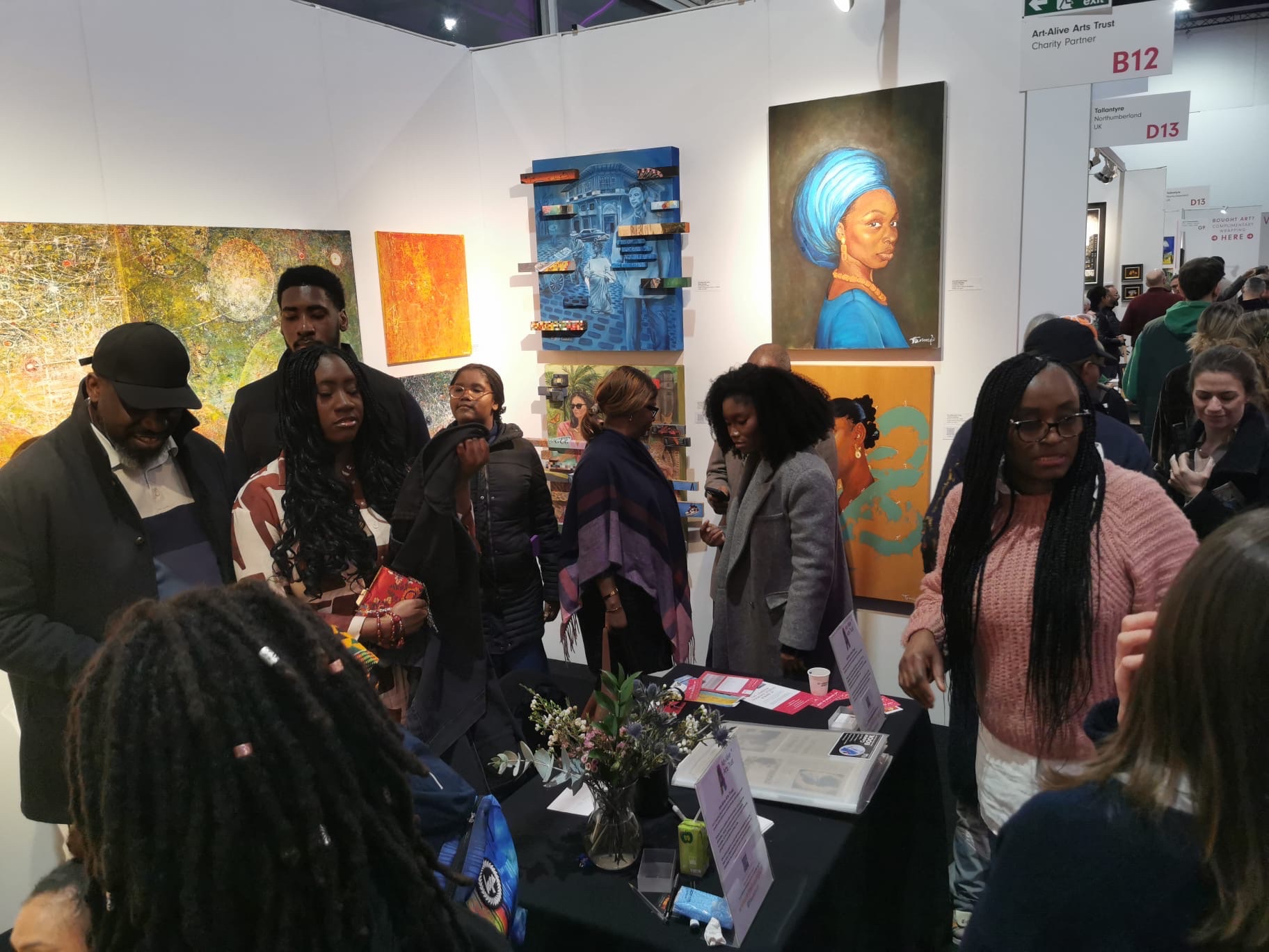 Young Artist at Art-Alive’s Affordable Arts Fair Exhibition